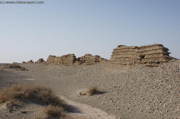 Great_Wall_China-Gansu-West_Desert024aQT